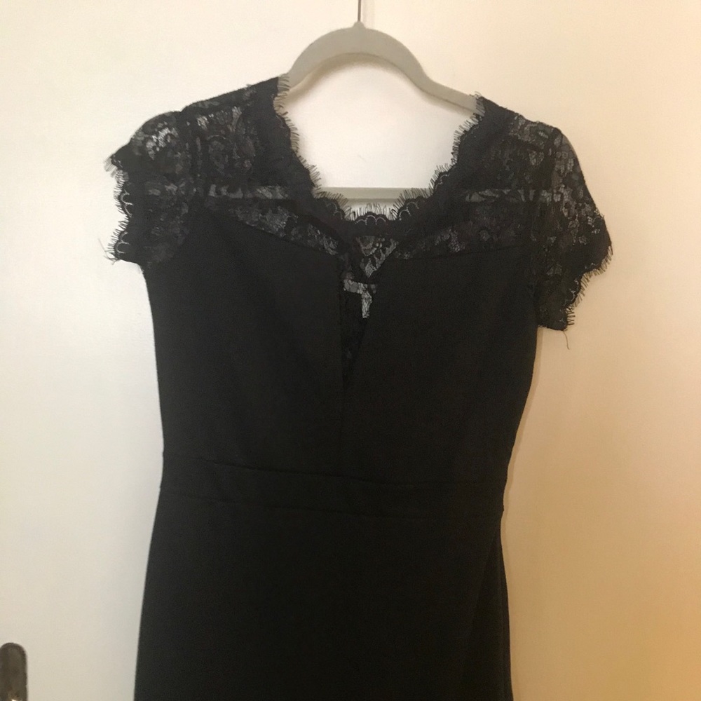 Closet Clean Out!! $8 Lace Shoulder Mini Dress - Size XS